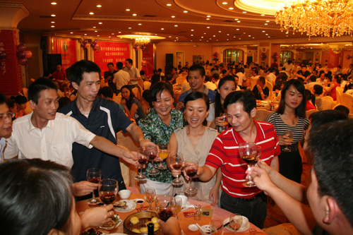 2011年全區(qū)除四害行動周技術(shù)培訓(xùn)班于9月19日至21日在玉林舉行